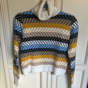 Chevron Patterned Turtleneck Sweater - Multicolor